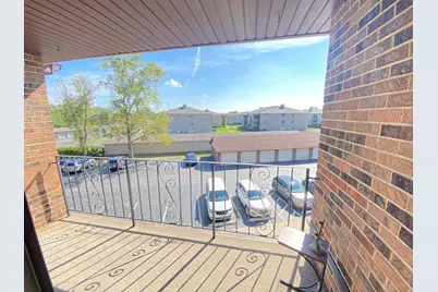13933 Laramie Avenue #217, Crestwood, IL 60418 - Photo 4