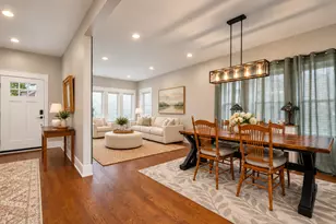 5534 N Linder Ave, Chicago, IL 60630 - Photo 4
