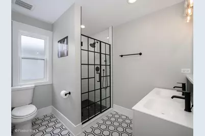 5534 N Linder Avenue, Chicago, IL 60630 - Photo 22