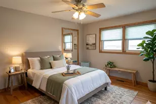 733 Caryn Cir, South Holland, IL 60473 - Photo 6