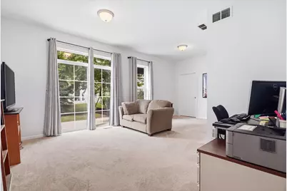674 Shoreline Drive, Grayslake, IL 60030 - Photo 20