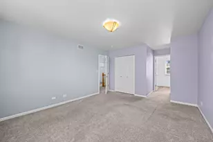 440 Coventry Cir, Glendale Heights, IL 60139 - Photo 12