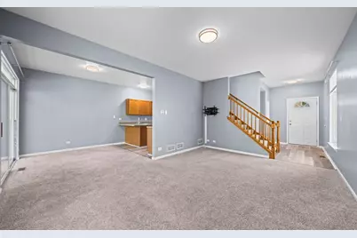 440 Coventry Circle, Glendale Heights, IL 60139 - Photo 4