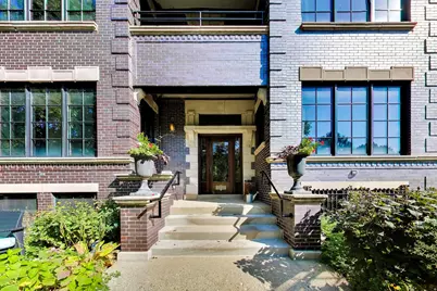 1126 W Morse Street #2W, Chicago, IL 60626 - Photo 2
