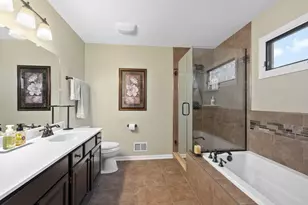 5 Beaver Creek Ct, Bolingbrook, IL 60490 - Photo 16