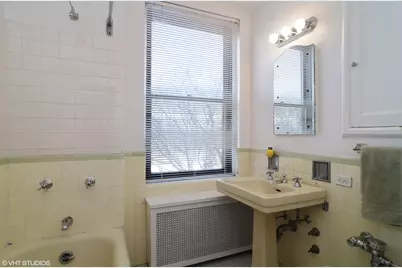 2000 N Lincoln Park West Avenue #312, Chicago, IL 60614 - Photo 8