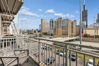 770 W Gladys Avenue #304, Chicago, IL 60661 - Photo 10