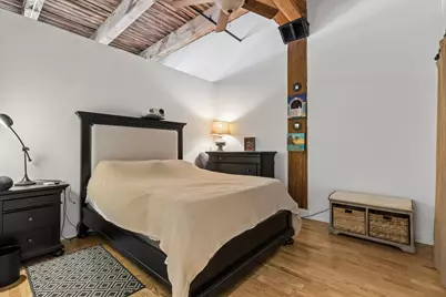 770 W Gladys Avenue #304, Chicago, IL 60661 - Photo 6