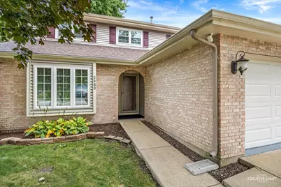 2960 Middlebury Court, Aurora, IL 60504 - Photo 2