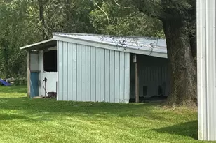 18527 Poland Rd, Danville, IL 61834 - Photo 16