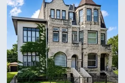 611 E 50th Place, Chicago, IL 60615 - Photo 1