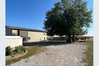 11014 E 1500 North Road, Fairmount, IL 61841 - Photo 8