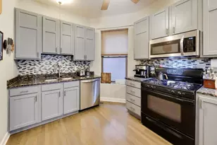 4921 N Kenmore Ave, Chicago, IL 60640 - Photo 10
