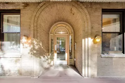 4921 N Kenmore Avenue #1, Chicago, IL 60640 - Photo 2