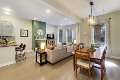 4921 N Kenmore Avenue #1, Chicago, IL 60640 - Photo 4