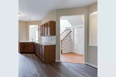 1 S Oakhurst Drive, Aurora, IL 60504 - Photo 12