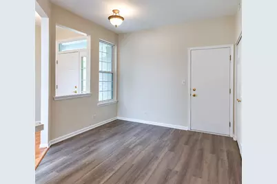 1 S Oakhurst Drive, Aurora, IL 60504 - Photo 10