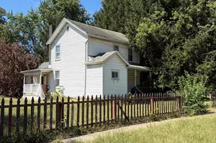 624 S Water St, Wilmington, IL 60481 - Photo 1