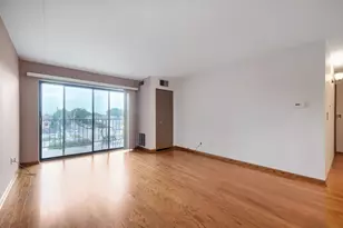 7707 W Irving Park Rd, Chicago, IL 60634 - Photo 6
