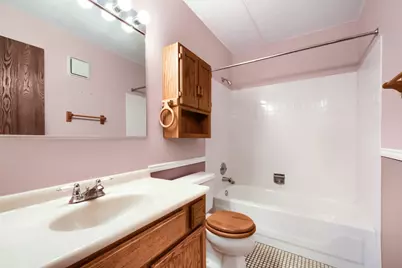 7707 W Irving Park Road #202, Chicago, IL 60634 - Photo 12