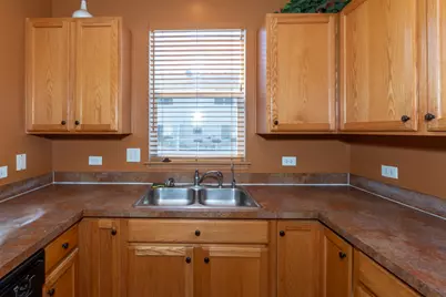 1484 Cambria Drive #3, Dekalb, IL 60115 - Photo 6