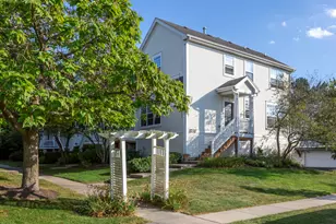 1484 Cambria Dr, Dekalb, IL 60115 - Photo 4