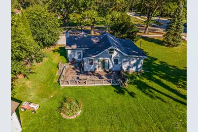 800 S River Road, Fox River Grove, IL 60021 - Photo 10