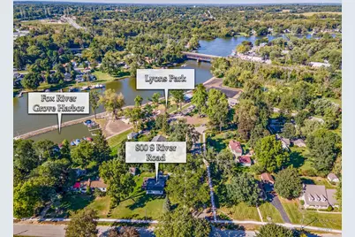 800 S River Road, Fox River Grove, IL 60021 - Photo 4