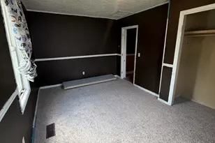 110 W Webb St, Carmi, IL 62821 - Photo 12