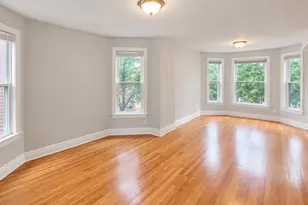 2833 N Albany Ave, Chicago, IL 60618 - Photo 2