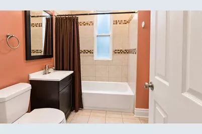 2833 N Albany Avenue #2A, Chicago, IL 60618 - Photo 8