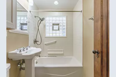 6731 W Albion Avenue, Chicago, IL 60631 - Photo 12