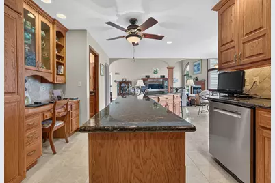 13 Bay Pointe Drive, Bloomington, IL 61704 - Photo 12