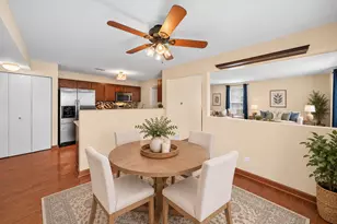 1572 Victoria Park Cir, Aurora, IL 60504 - Photo 6