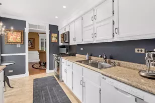 [Address not provided], Oak Brook, IL 60523 - Photo 12