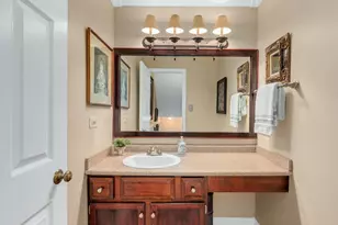 [Address not provided], Oak Brook, IL 60523 - Photo 24