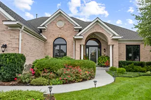 1308 Sandhill Ct, Antioch, IL 60002 - Photo 2