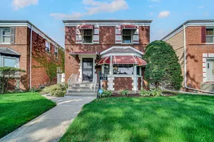 138 Linden Ave, Bellwood, IL 60104 - Photo 1