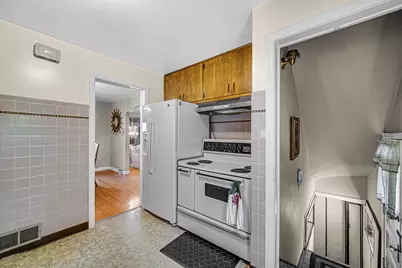 138 Linden Avenue, Bellwood, IL 60104 - Photo 6