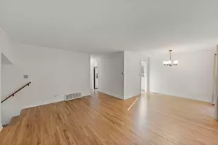 3105 Andrea Ct, Woodridge, IL 60517 - Photo 8