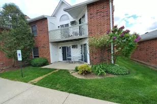 1350 Cunat Ct, Lake in the Hills, IL 60156 - Photo 1