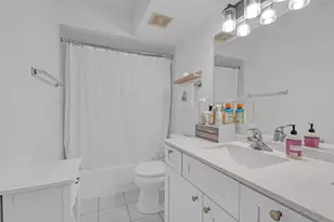 720 Creekside Dr, Mount Prospect, IL 60056 - Photo 10