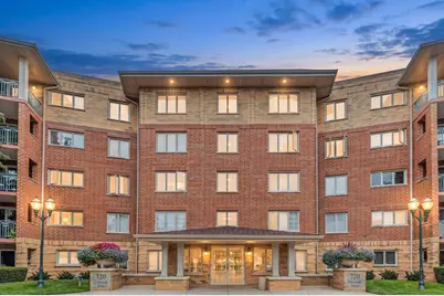 720 Creekside Drive #303, Mount Prospect, IL 60056 - Photo 1