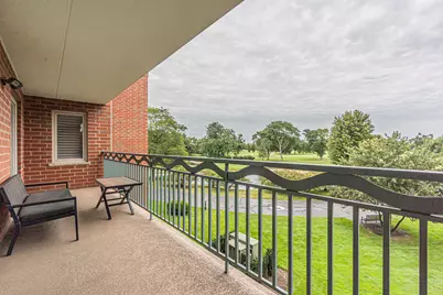720 Creekside Drive #303, Mount Prospect, IL 60056 - Photo 18
