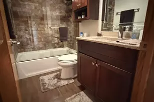 5620 S Narragansett Ave, Chicago, IL 60638 - Photo 10