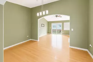 3131 Saganashkee Ln, Naperville, IL 60564 - Photo 8