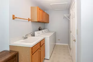 332 Palomino Ct, Grayslake, IL 60030 - Photo 32