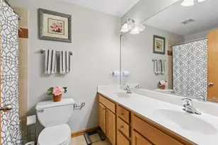4426 S Calumet Ave, Chicago, IL 60653 - Photo 14