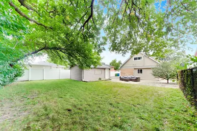 12231 S Lawndale Avenue, Alsip, IL 60803 - Photo 32