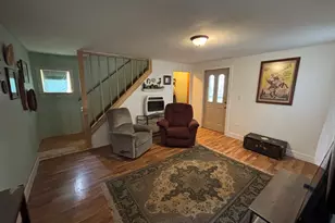 1507 E Washington St, Clifton, IL 61727 - Photo 4